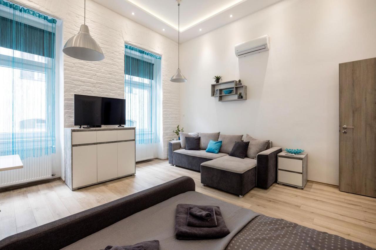 Elegant Studio In Central Budapest Eksteriør bilde